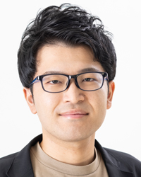 恵崚人<